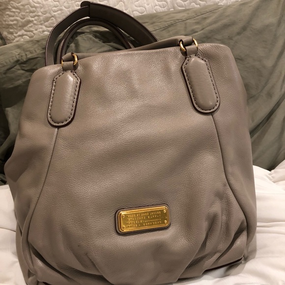 Marc Jacobs Cement Tote w/ Shoulder Strap - Picture 3 of 3